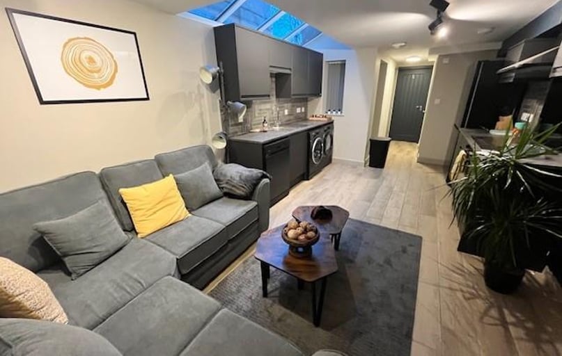 Heeley Road, Selly Park, Birmingham - Image 1